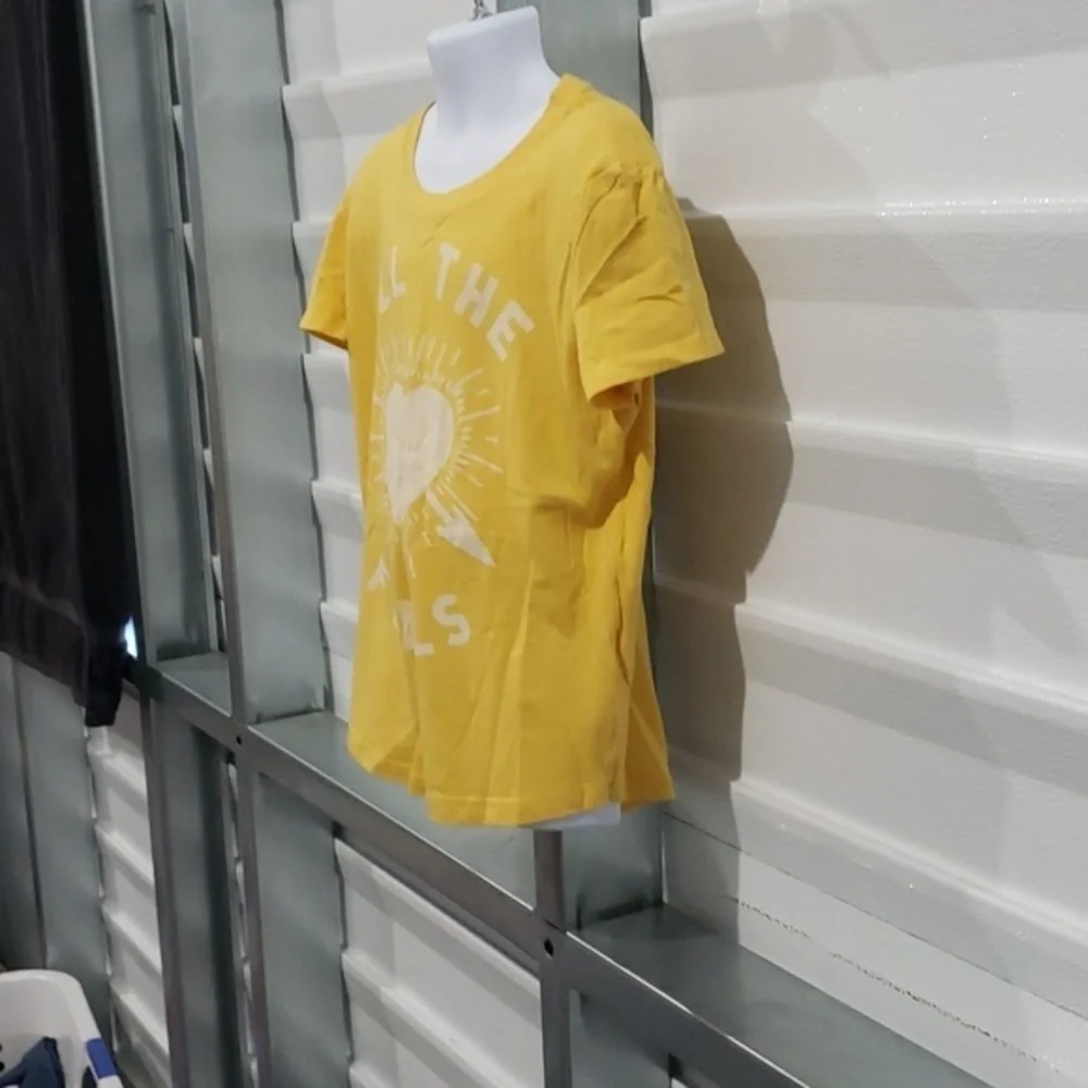 Old Navy brand‎ Tshirt Size 8